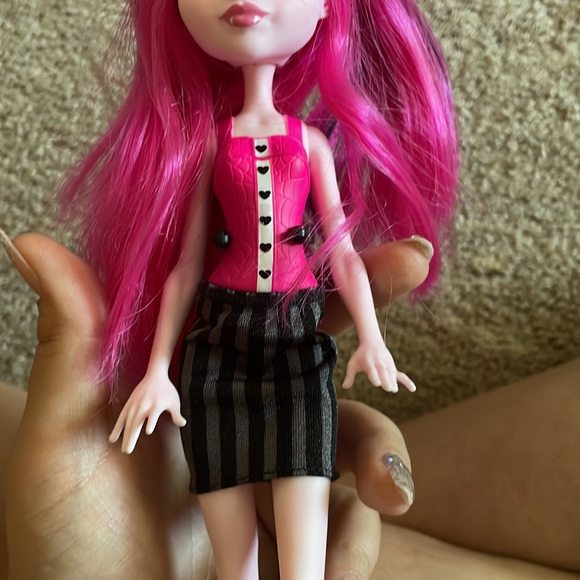 MONESTER HIGH DOLL! Draculaura Day to Night Ghoul School Doll! - Picture 3 of 4